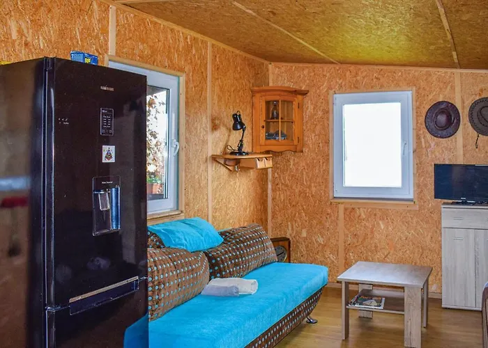 Gorgeous In With Kitchen