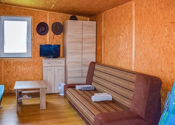 Gorgeous In With Kitchen * Бискупец